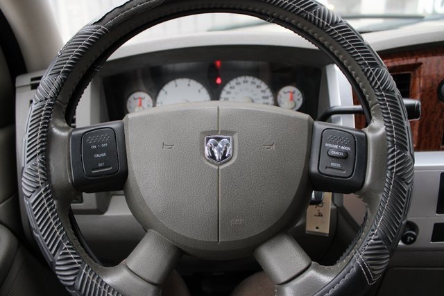 Used 2006 Dodge Ram 2500 Truck Laramie image 17