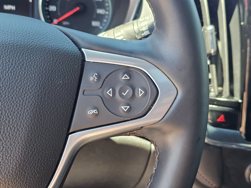 Used 2023 Chevrolet Traverse RS AWD/4WD image 38