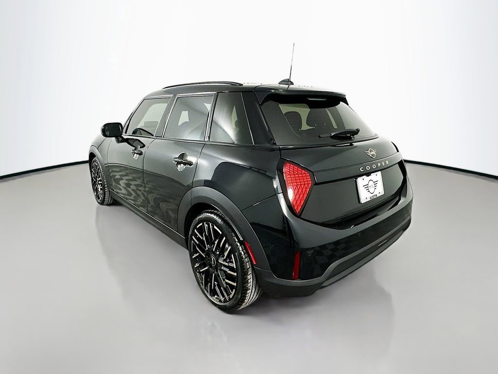 Certified 2025 MINI Cooper 4-Door Hardtop FWD image 7