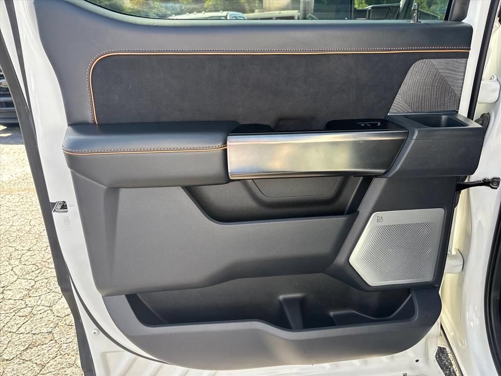 Used 2023 Ford F250 Platinum AWD/4WD image 18