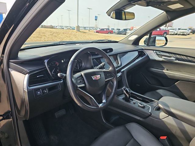 Used 2024 Cadillac XT6 Premium Luxury AWD/4WD image 10