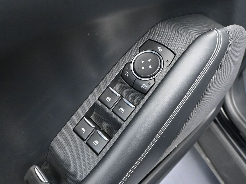 Used 2021 Ford Mustang Mach-E Select image 20