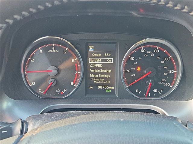Used 2016 Toyota RAV4 SE FWD image 10