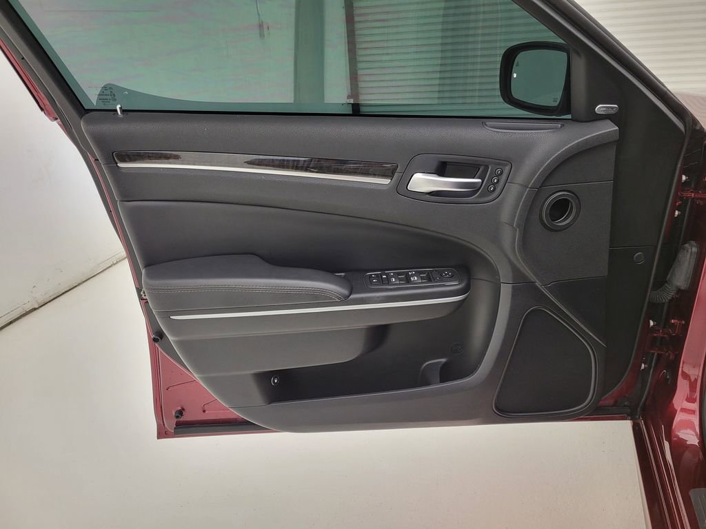 Used 2023 Chrysler 300 Touring L w/ Popular Equipment Group image 32