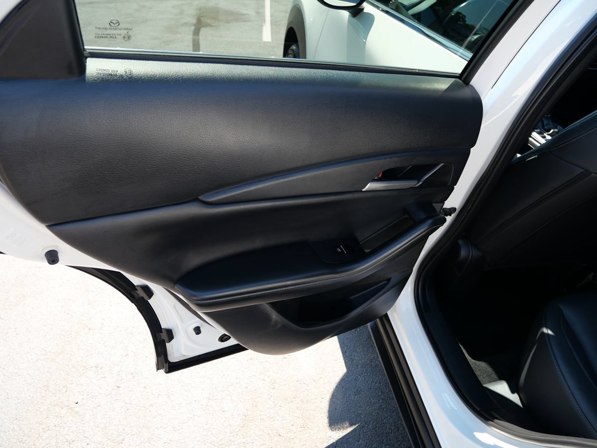Used 2021 MAZDA CX-30 AWD 2.5 S w/ Select Package image 17