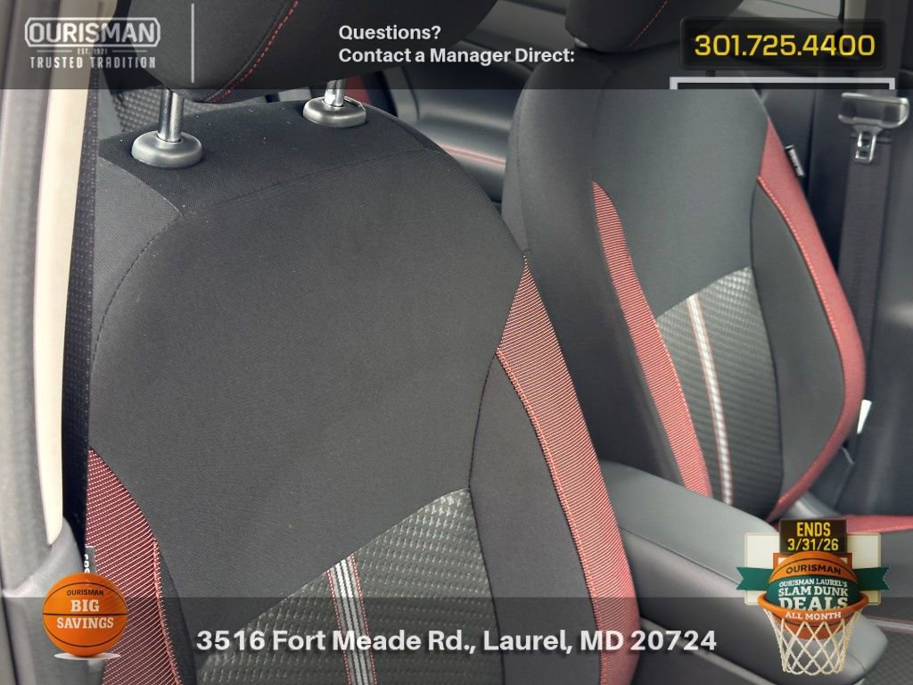 New 2025 Nissan Versa SR w/ Trunk Package image 8