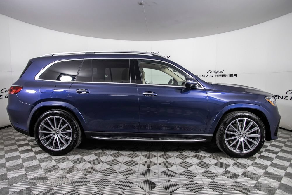 Used 2026 Mercedes-Benz GLS 580 4MATIC image 3