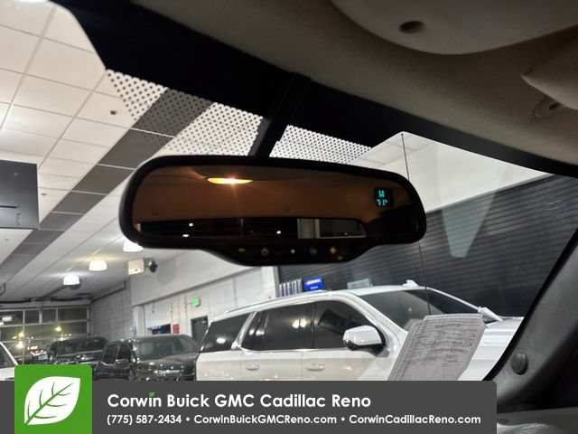 Used 2004 GMC Sierra 2500 SLT w/ Heavy-Duty Power Package AWD/4WD image 23