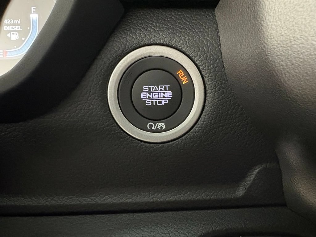 New 2026 RAM 2500 Laramie AWD/4WD image 27