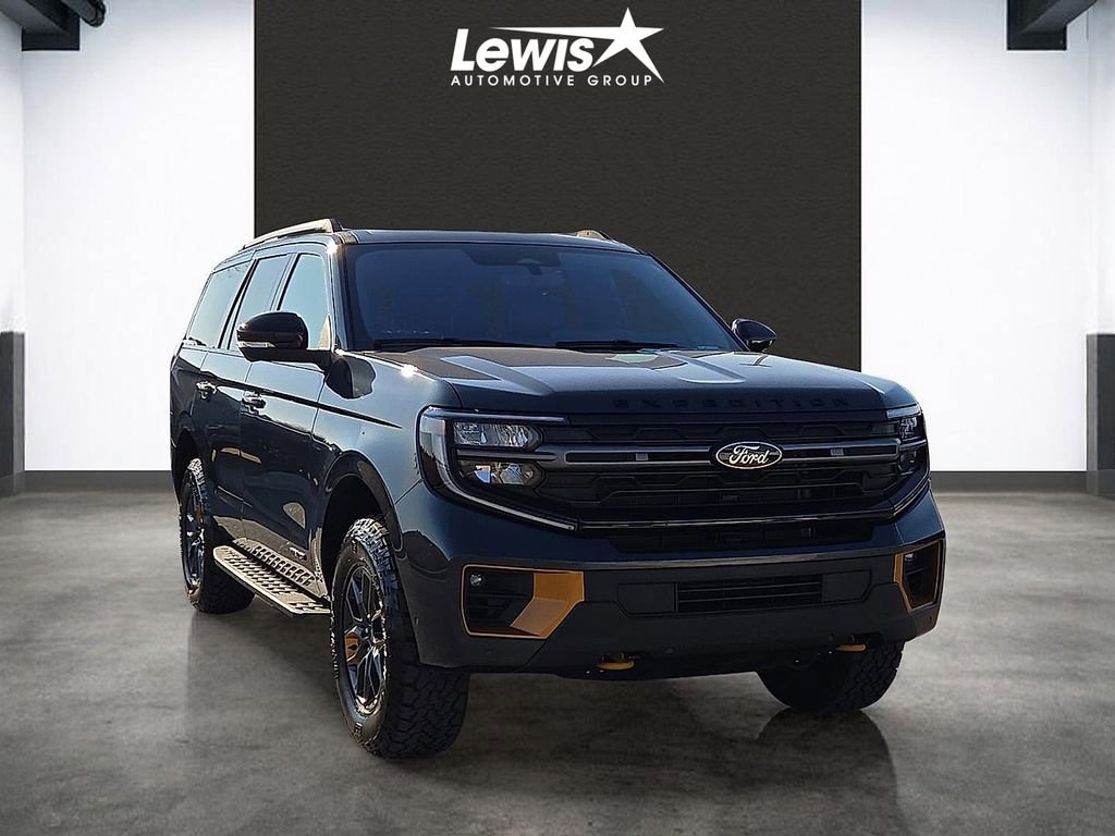 Used 2025 Ford Expedition Tremor image 6