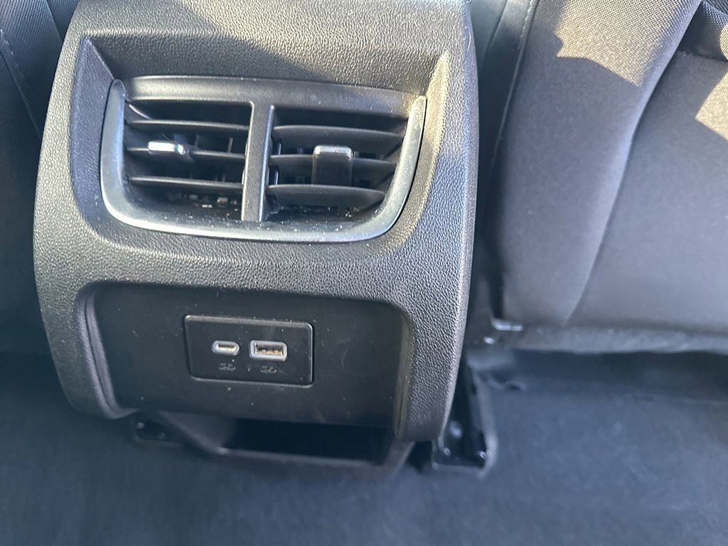 Used 2022 Chevrolet Blazer LT image 16