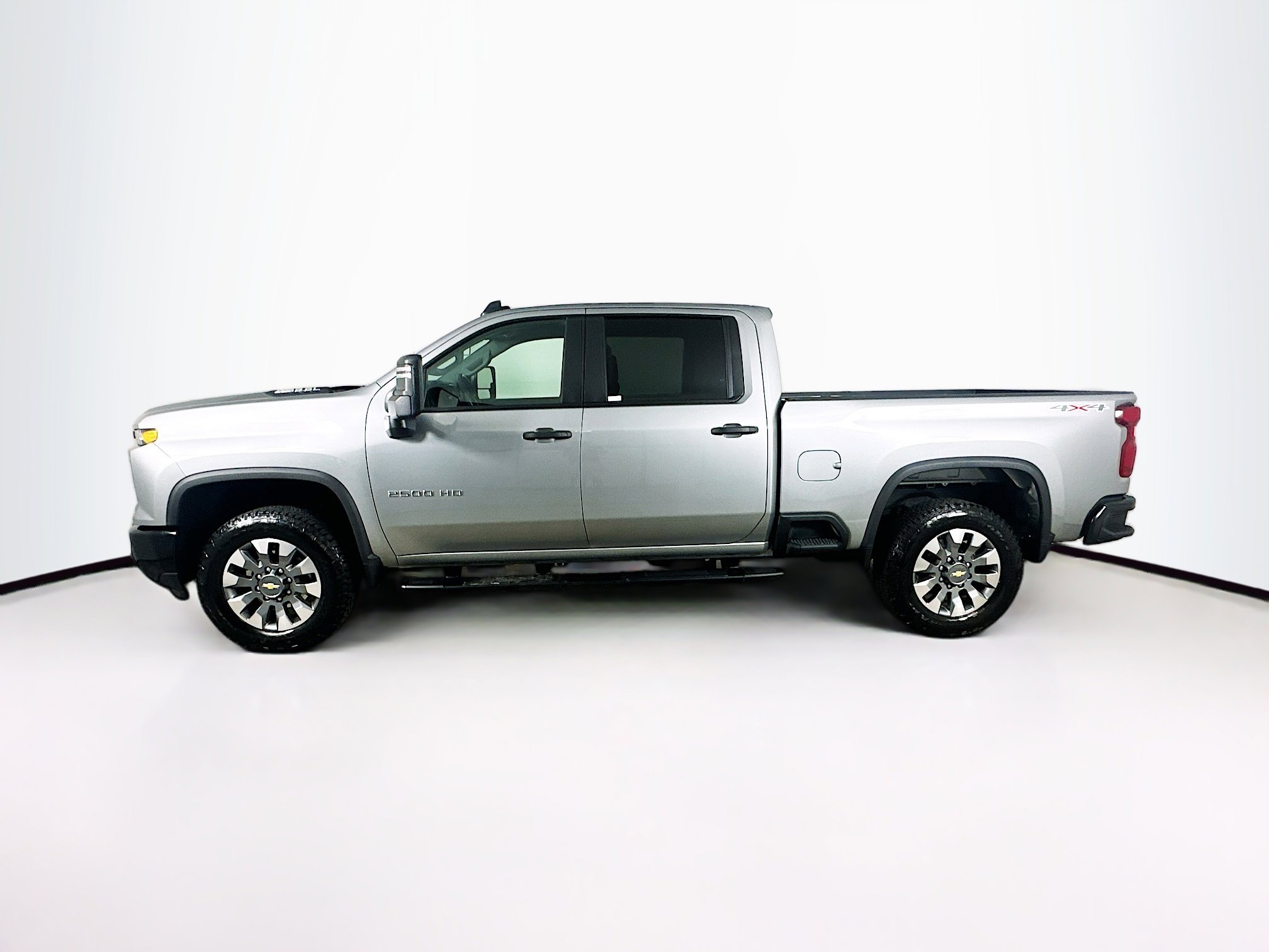 Used 2026 Chevrolet Silverado 2500 Custom w/ Custom Convenience Package AWD/4WD image 4
