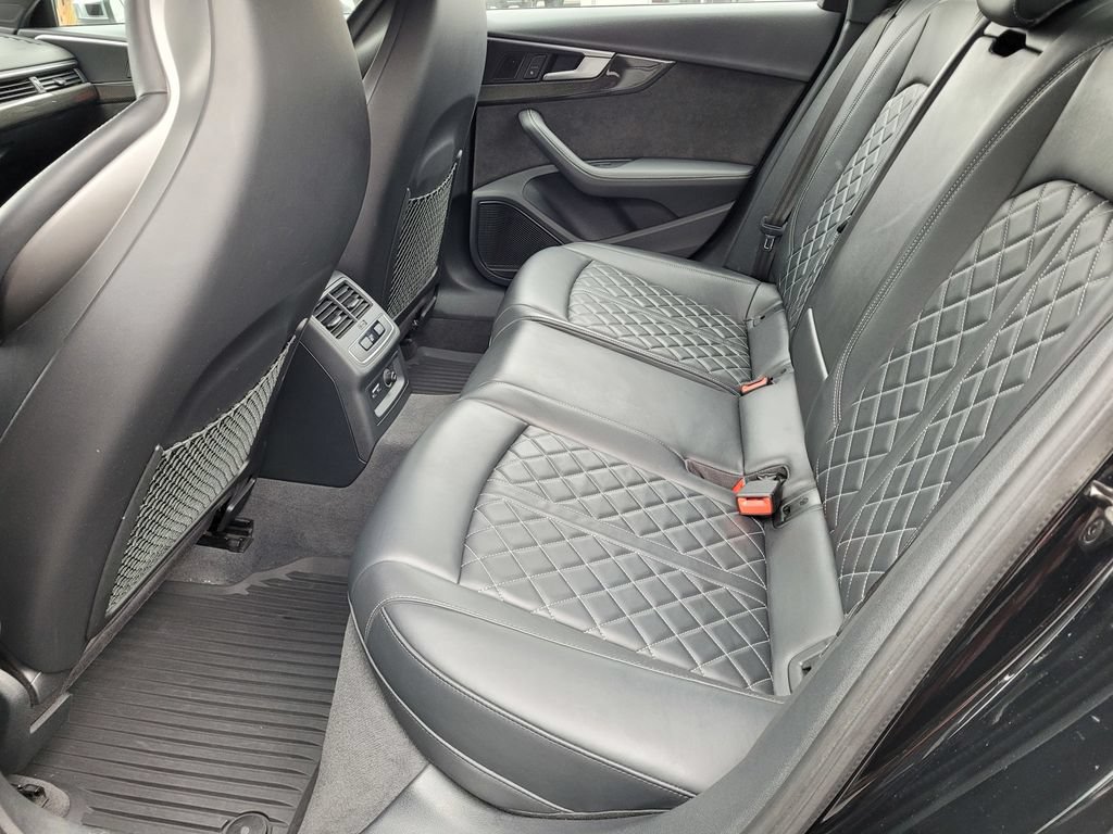 Used 2019 Audi S4 Premium Plus w/ Premium Plus Package AWD/4WD image 8