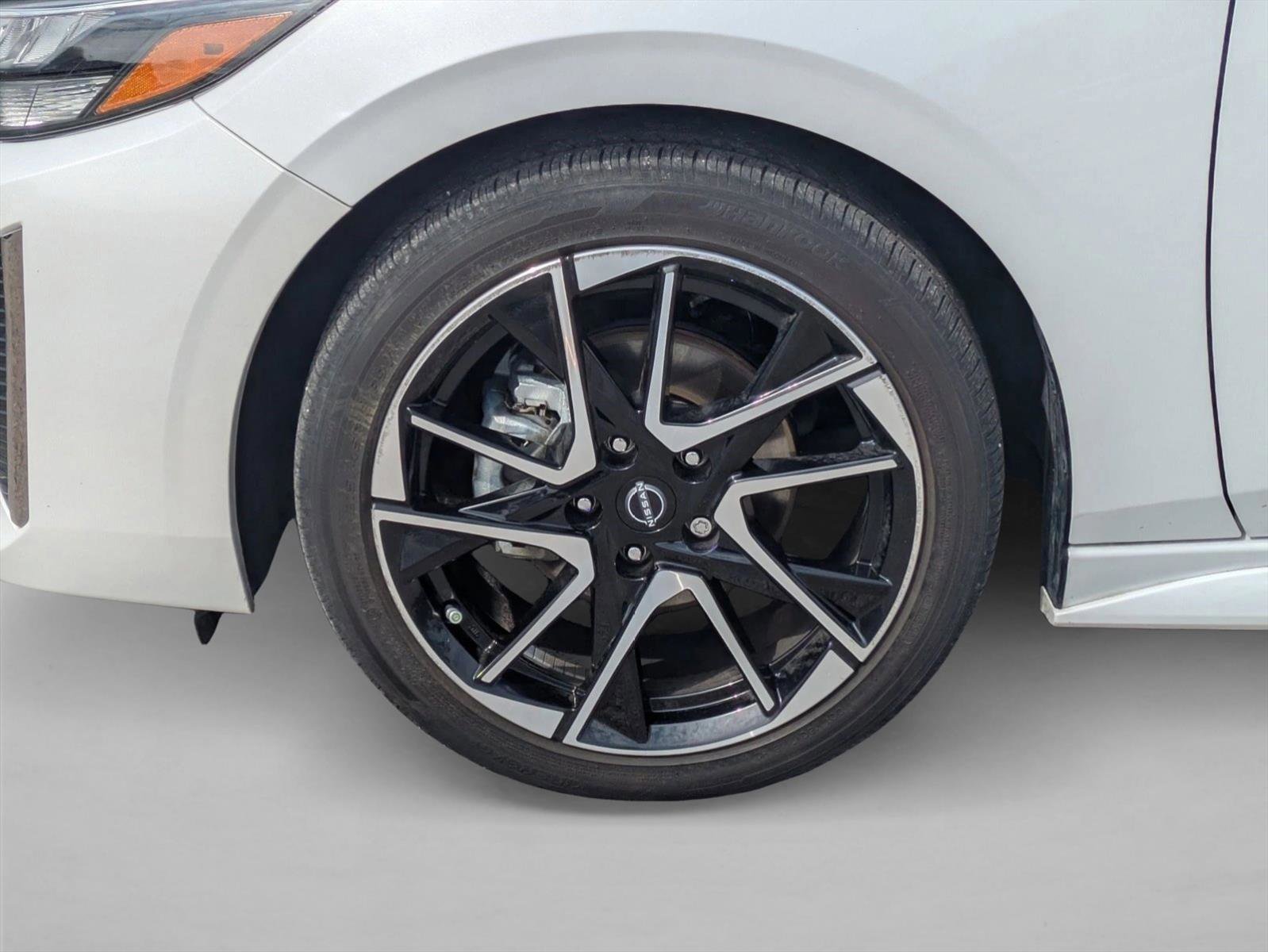 Used 2024 Nissan Sentra SR FWD image 21