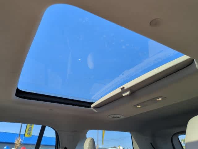 Used 2019 GMC Acadia Denali w/ Technology Package FWD image 24