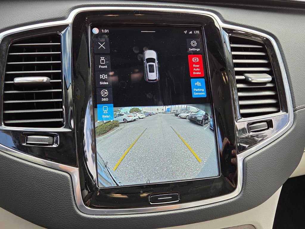 Used 2023 Volvo XC90 B6 Ultimate image 28