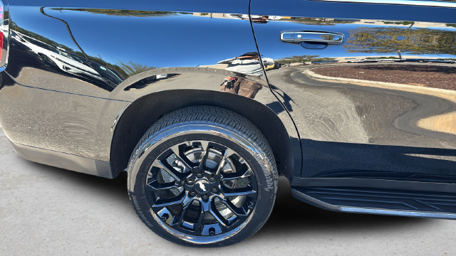 Used 2024 Chevrolet Tahoe High Country AWD/4WD image 39