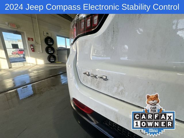 Used 2024 Jeep Compass Limited image 22