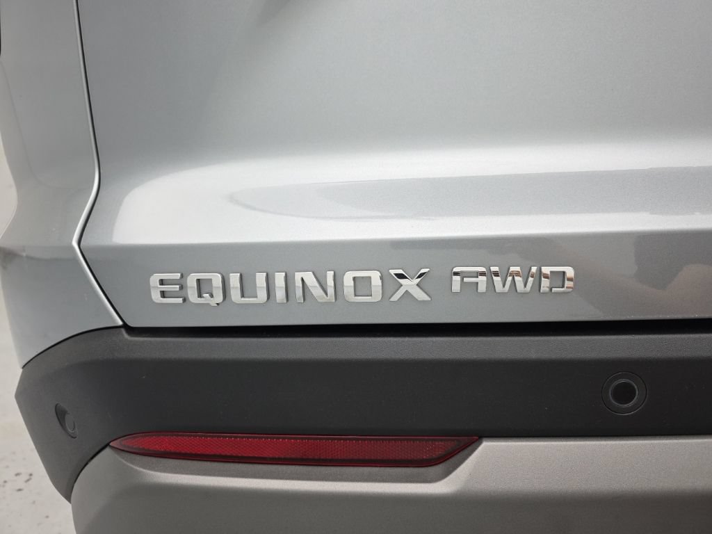 Used 2026 Chevrolet Equinox LT AWD/4WD image 52