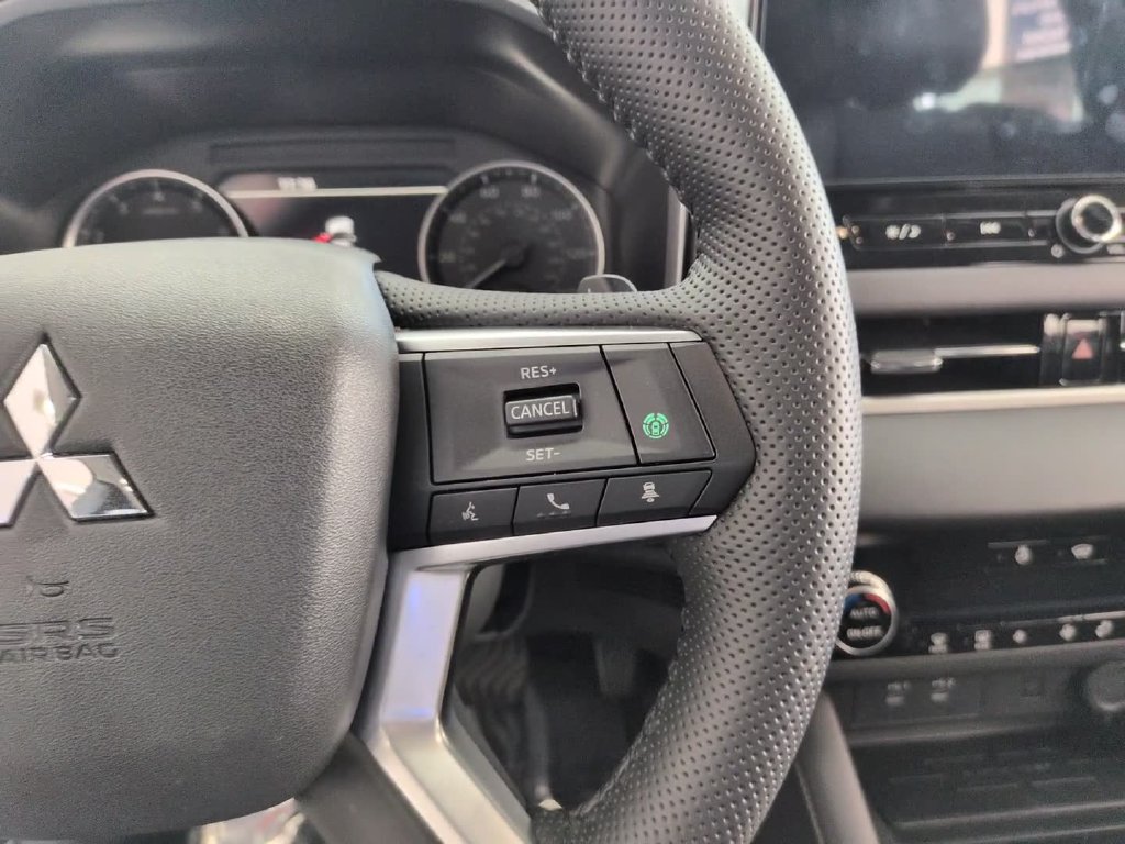 New 2026 Mitsubishi Outlander SE AWD/4WD image 20