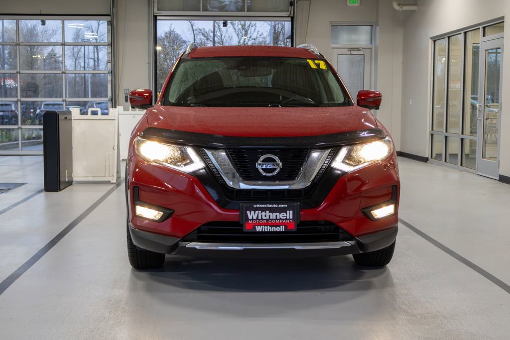 Used 2017 Nissan Rogue SL image 4