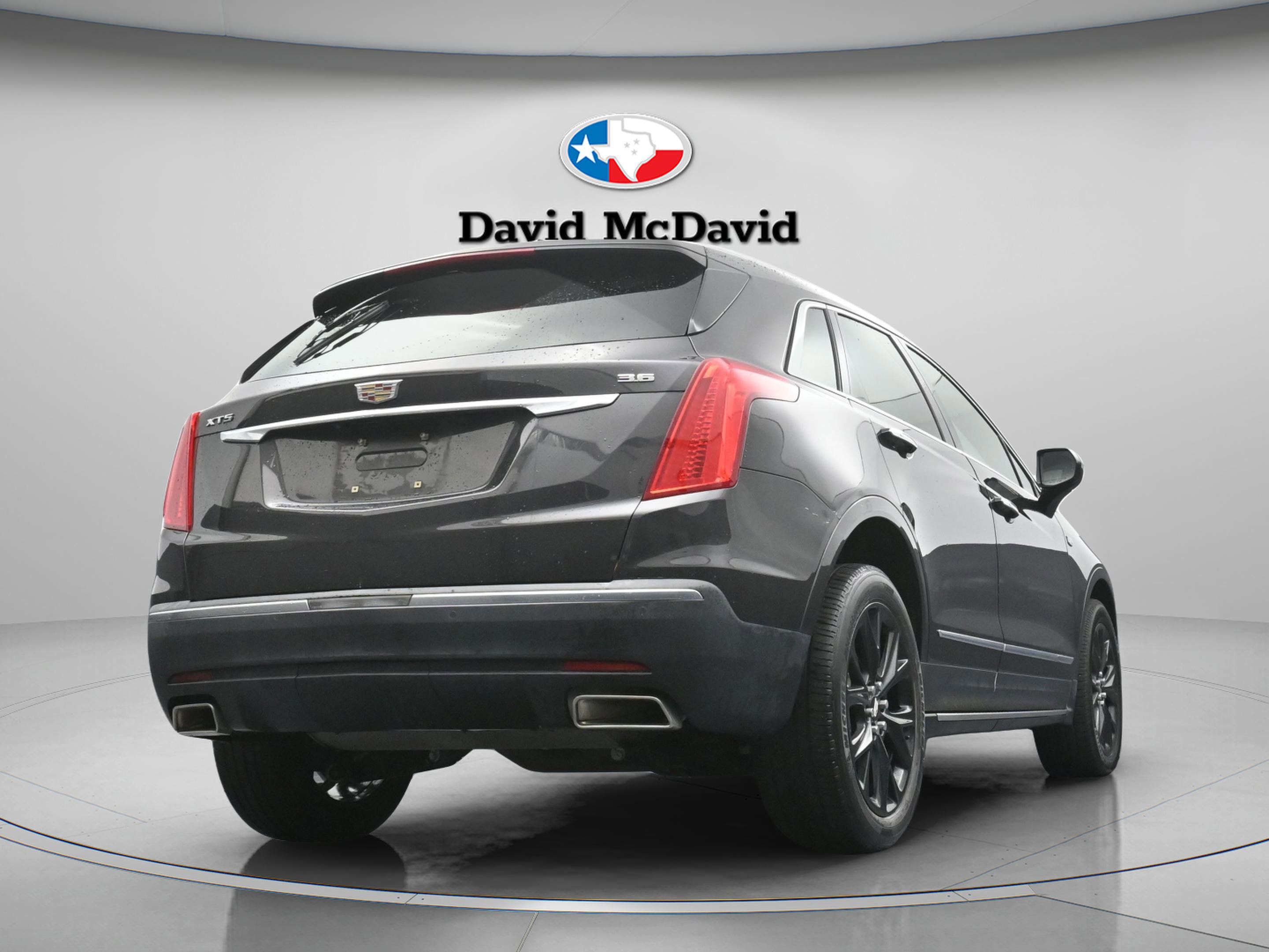 Used 2017 Cadillac XT5 Premium Luxury FWD image 31