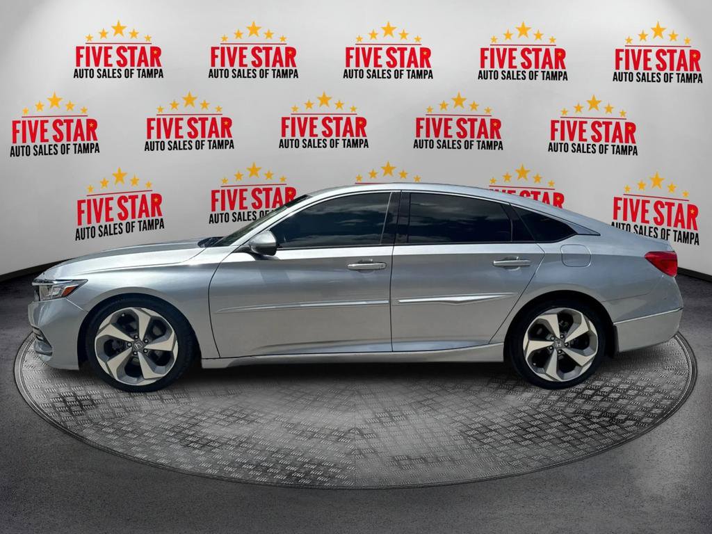 Used 2018 Honda Accord Touring image 4