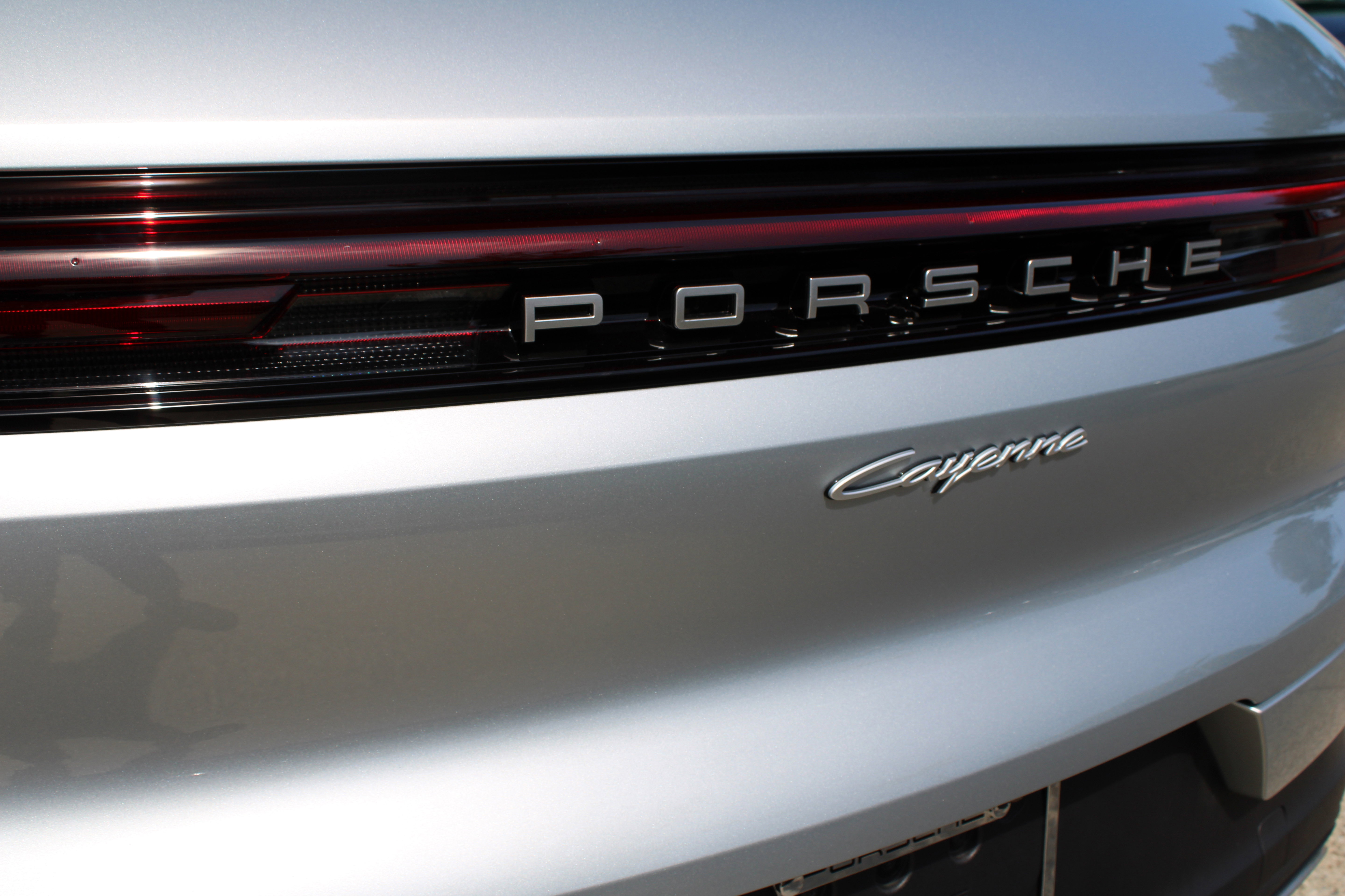 New 2025 Porsche Cayenne E-Hybrid image 15