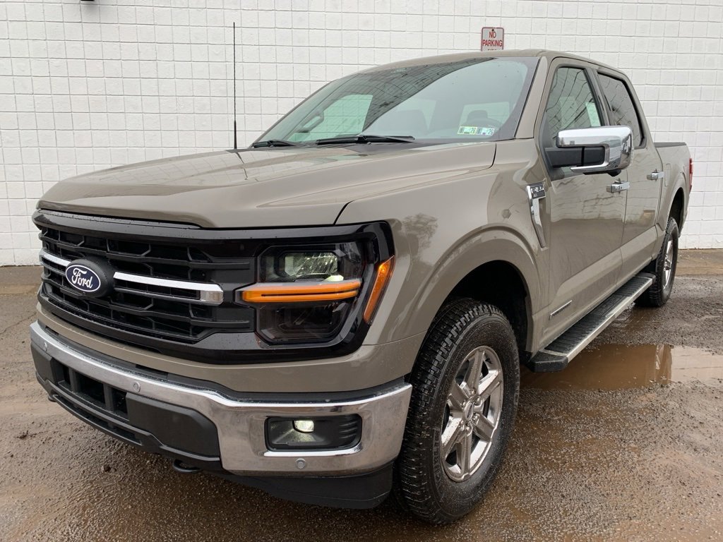 New 2025 Ford F150 XLT w/ Equipment Group 302A MID image 4