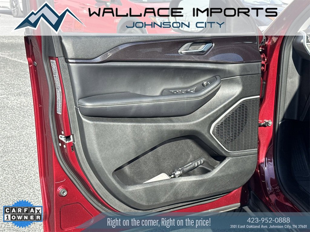 Used 2022 Jeep Grand Cherokee L Laredo w/ Luxury Tech Group I image 13