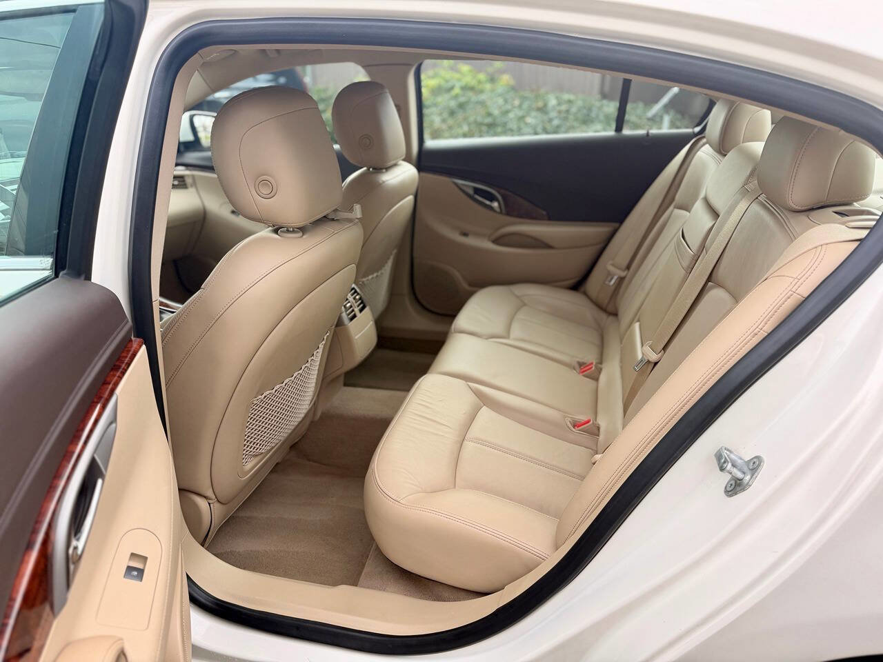 Used 2012 Buick LaCrosse Premium image 12