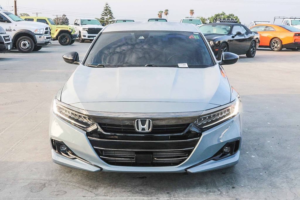 Used 2022 Honda Accord Sport image 3