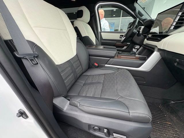 Used 2025 Toyota Sequoia Capstone image 4