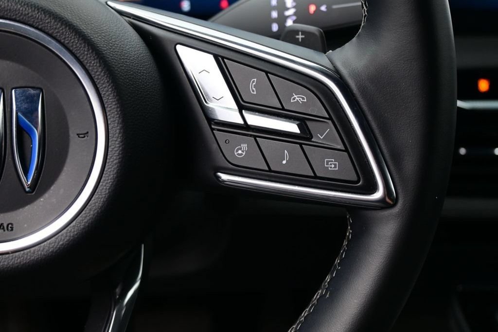 Used 2025 Buick Enclave Sport Touring FWD image 34
