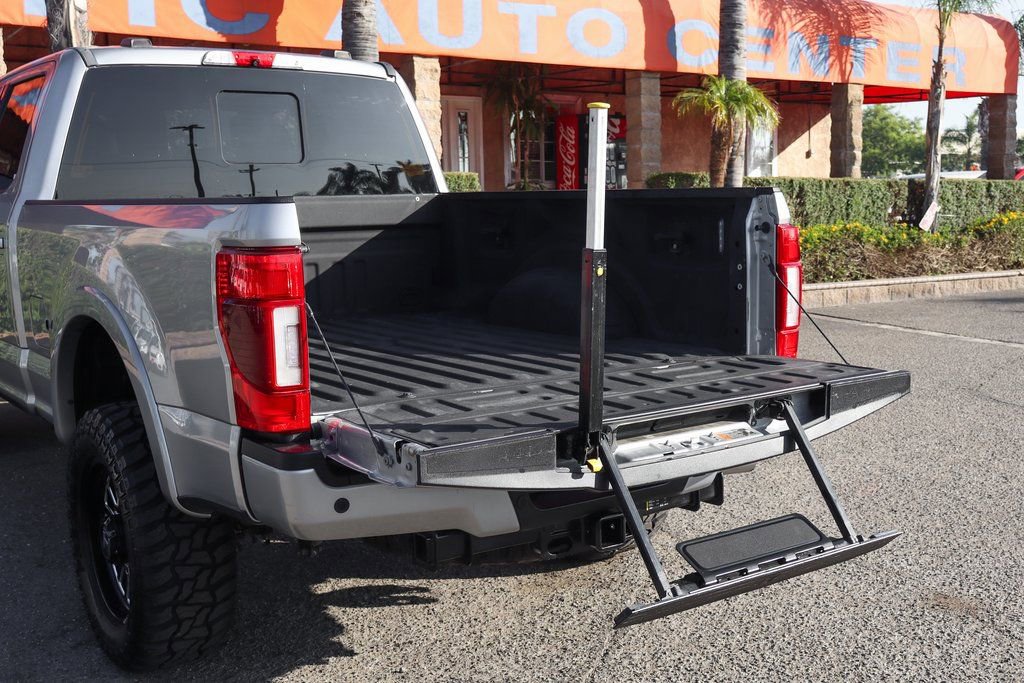 Used 2022 Ford F250 Lariat w/ Tremor Off-Road Package AWD/4WD image 9
