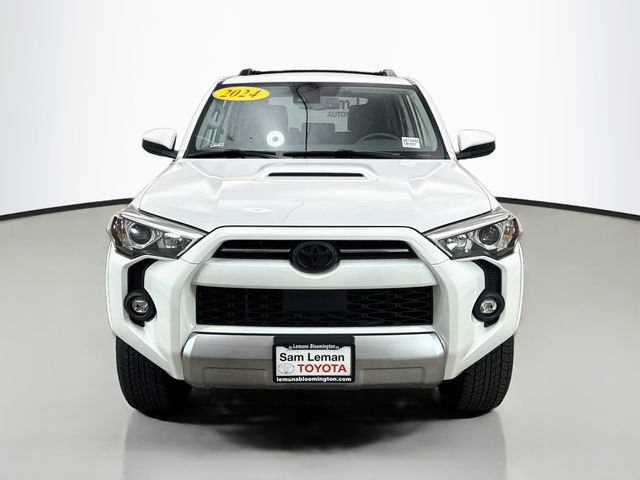Used 2024 Toyota 4Runner TRD Off-Road AWD/4WD image 2