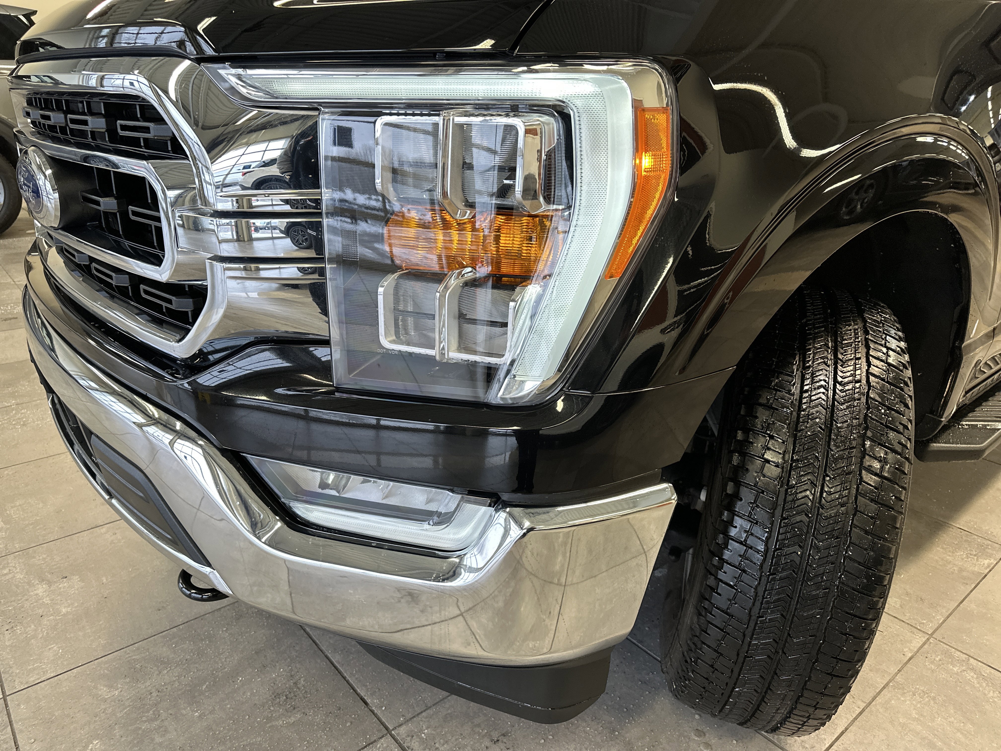 Certified 2023 Ford F150 XLT w/ Equipment Group 302A High image 20