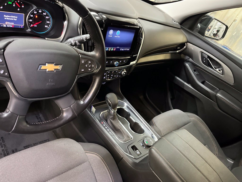 Used 2021 Chevrolet Traverse LT FWD image 15