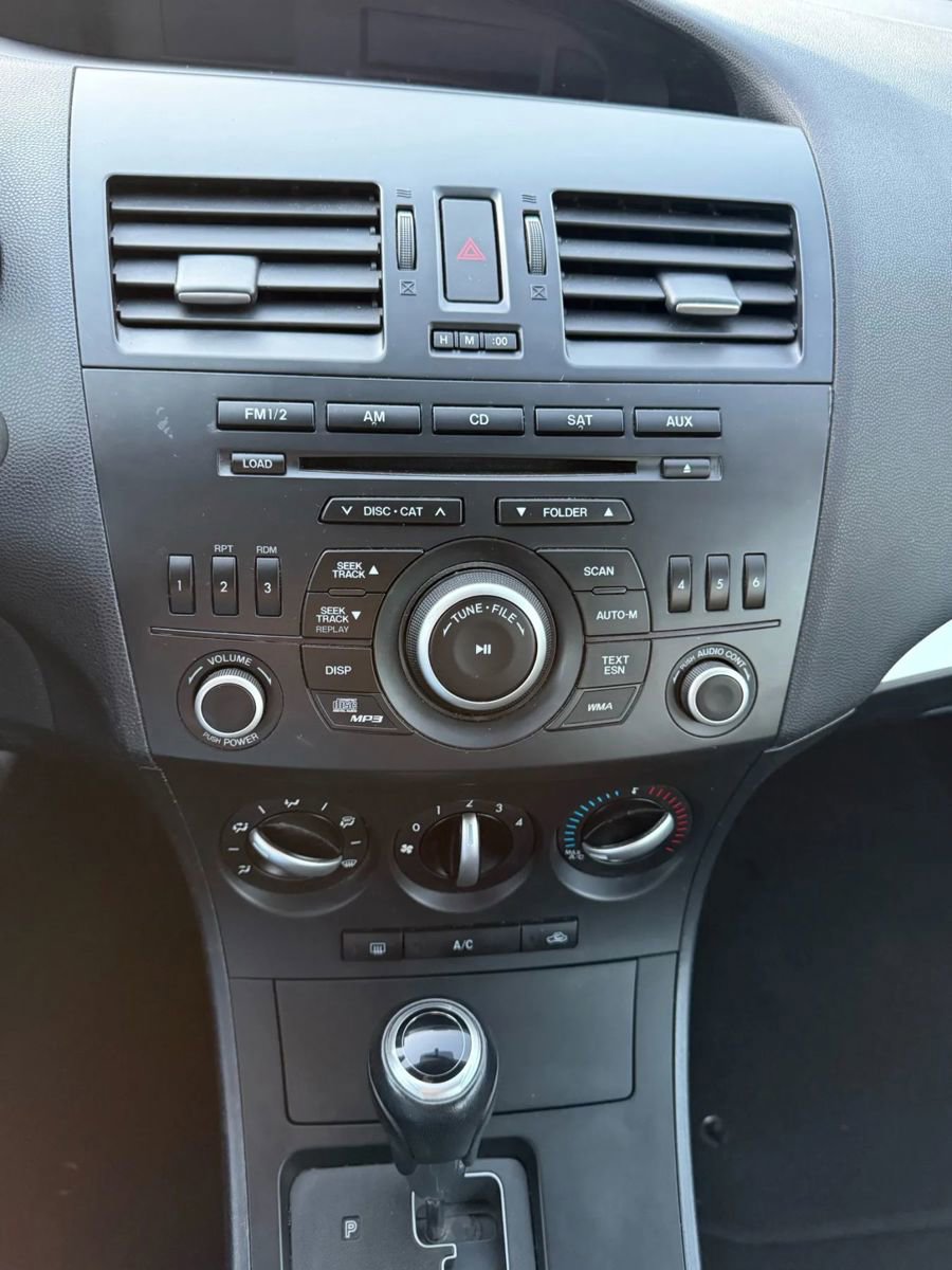 Used 2012 MAZDA MAZDA3 i Touring image 34