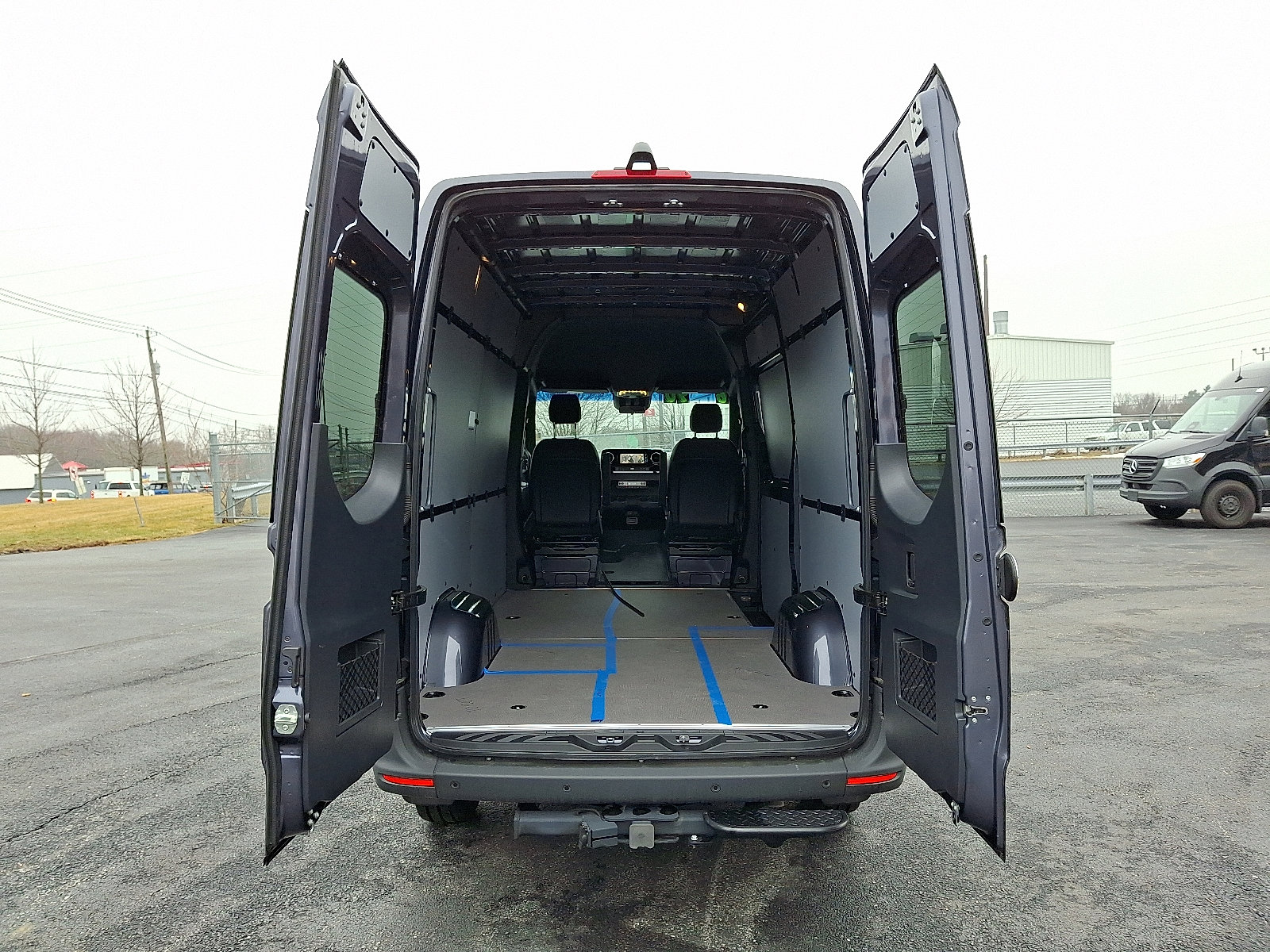 Used 2024 Mercedes-Benz Sprinter 144 Cargo image 11