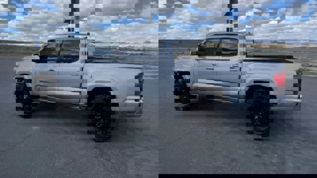 Used 2019 Toyota Tacoma SR5 image 6