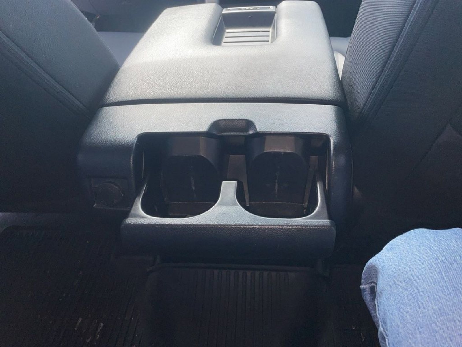 Used 2019 Toyota Tundra SR5 w/ TRD Off Road Package image 18