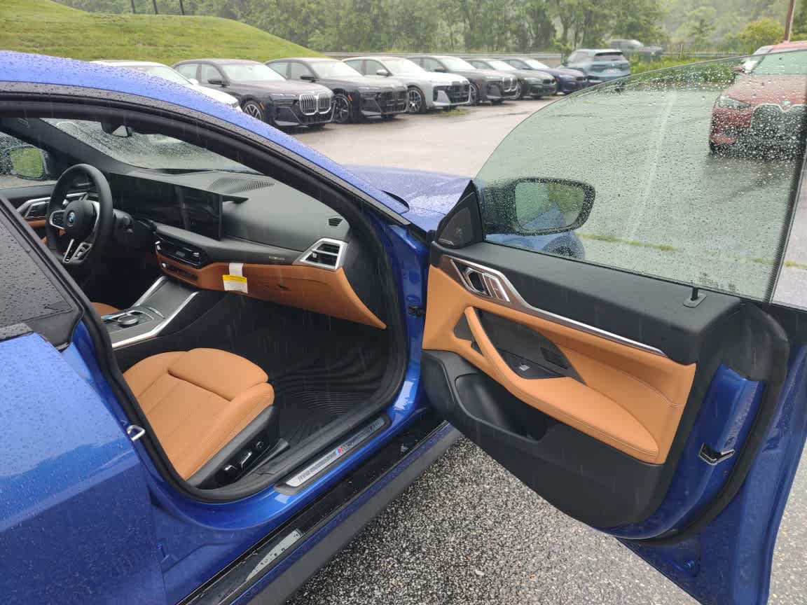 Used 2025 BMW i4 xDrive40i w/ M Sport Package AWD/4WD image 14