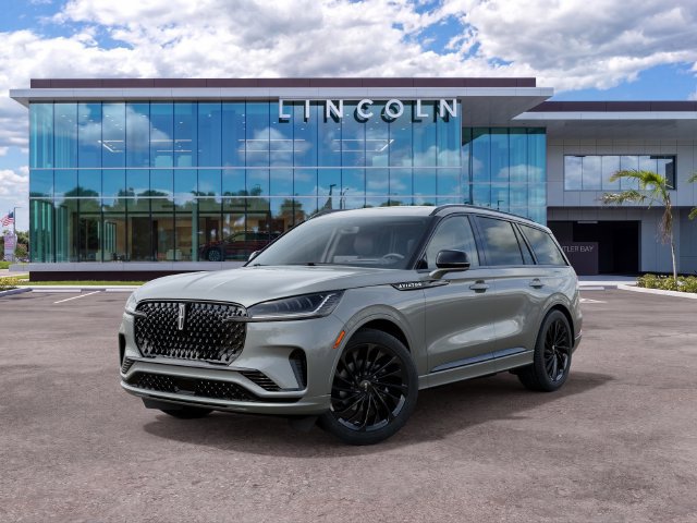 New 2027 Lincoln Aviator Reserve w/ Jet Appearance Package RWD image 2