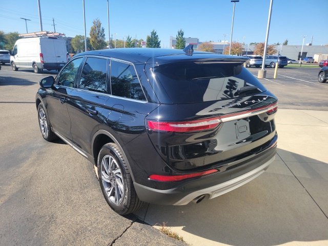 Certified 2024 Lincoln Corsair AWD w/ Equipment Group 101A image 12