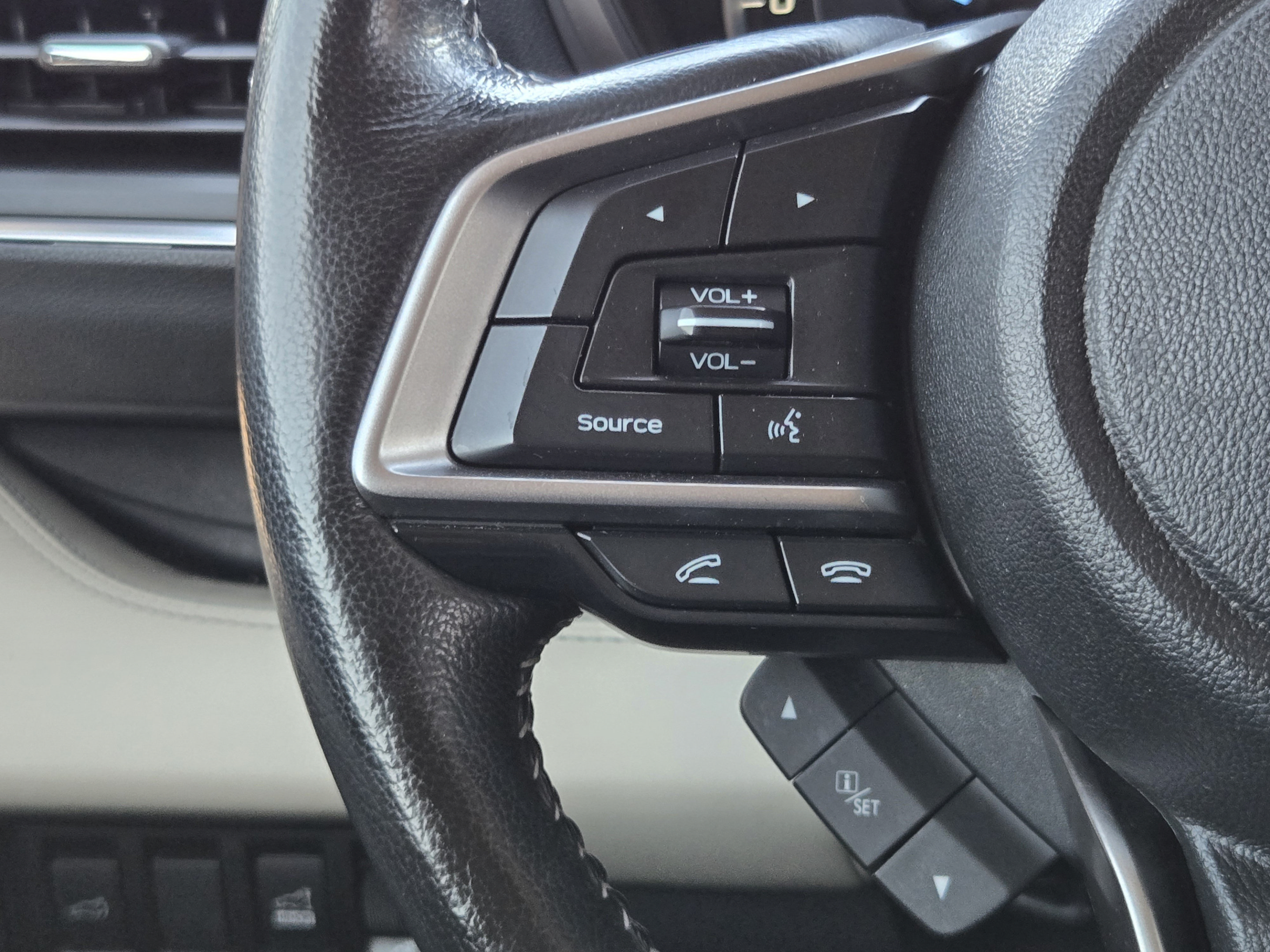 Used 2019 Subaru Ascent Limited w/ Popular Package #2 AWD/4WD image 25