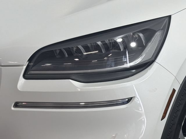 Used 2023 Lincoln Aviator AWD w/ Premium Package image 28