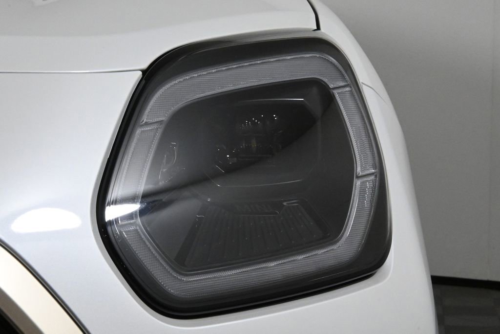 Used 2025 MINI Cooper Countryman S w/ Comfort Package Max image 11