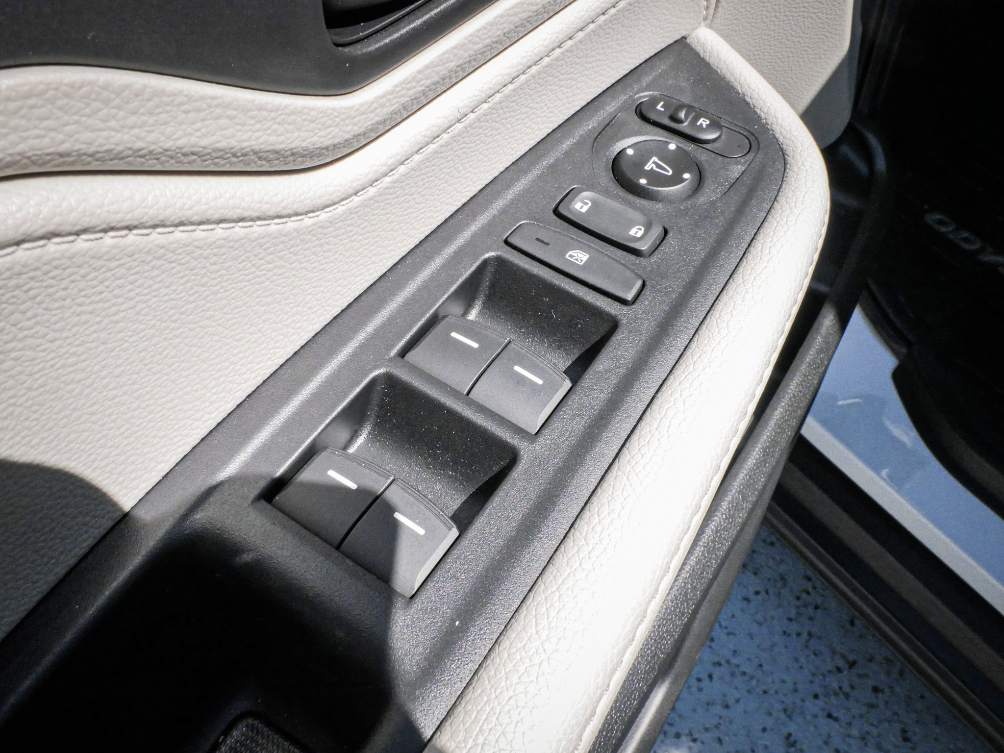 Used 2026 Honda Odyssey EX-L image 15