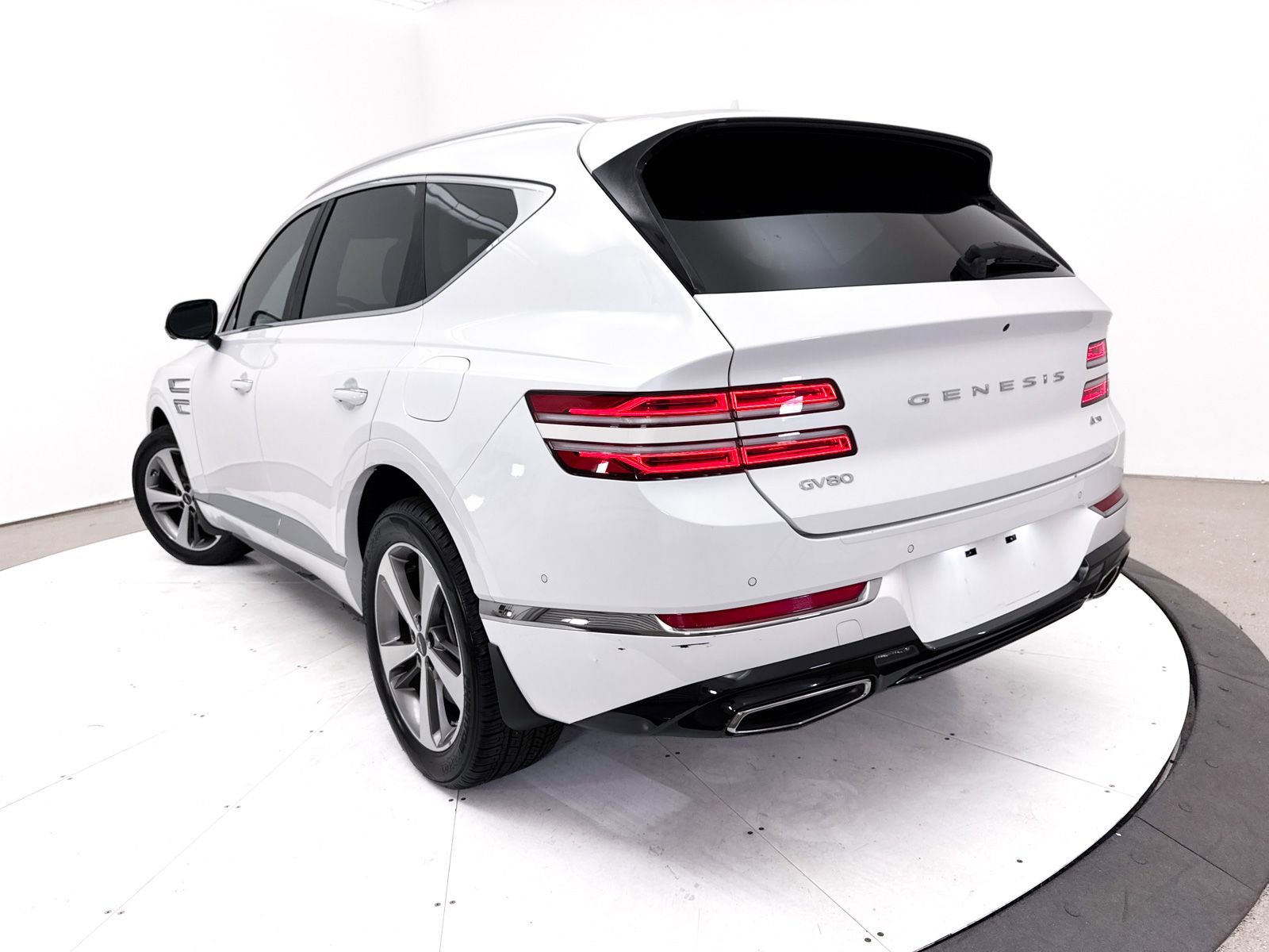 Used 2021 Genesis GV80 2.5T w/ Advanced Package 02 AWD/4WD image 9